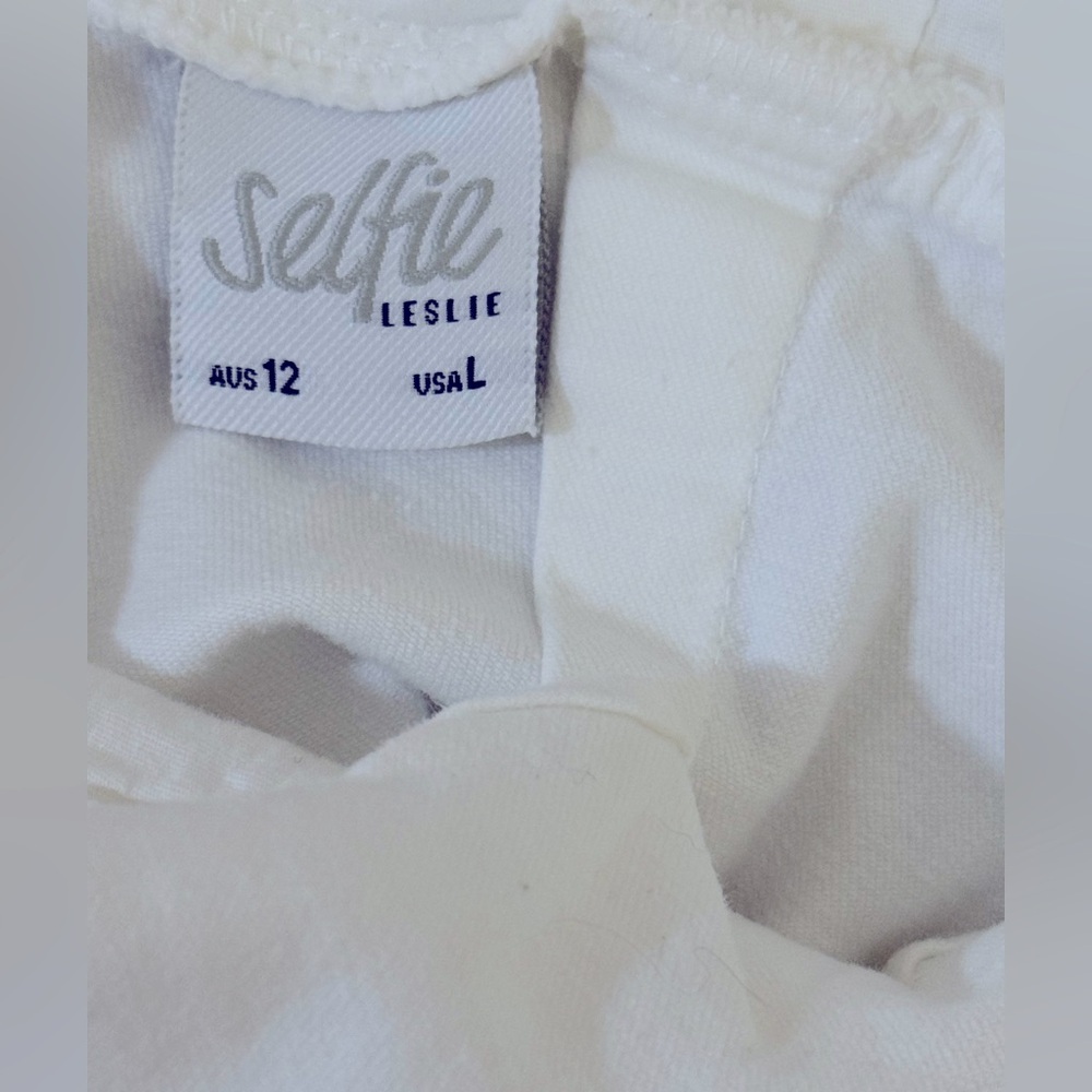 Selfie Leslie White Ruffle Mini Dress - Size L - Picture 8 of 9